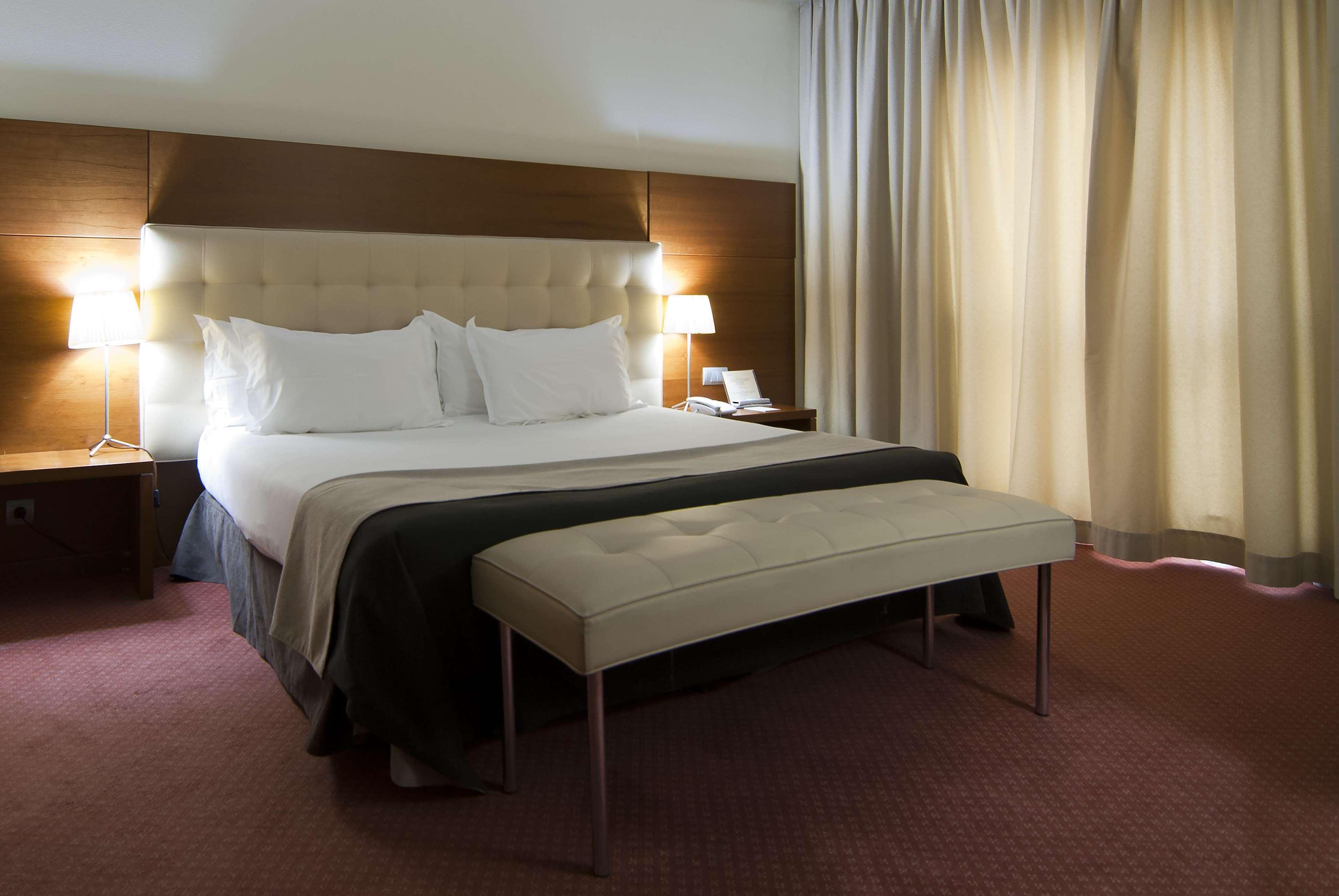Silken Coliseum Hotel Santander Eksteriør billede